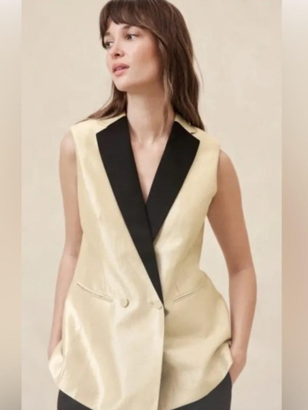 NWOT Banana Republic Factory Sleeveless Gold Blazer Vest with Black Lapel Size 8